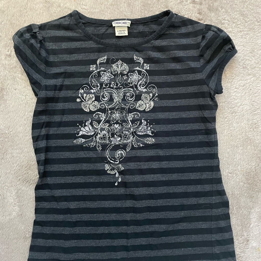 Cherokee Dark Gray Striped Short Sleeve Tee Size Kids L (10-12)